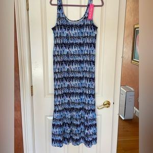 Brand New never worn Lily Pulitzer sundress’s falls just below the knee.